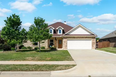 2029 Chapel Creek Dr, Kaufman, TX 75142