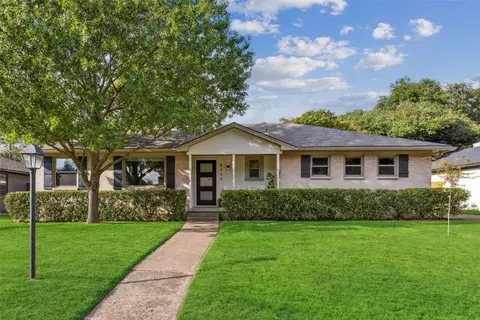 8453 Swift Ave, Dallas, TX 75228