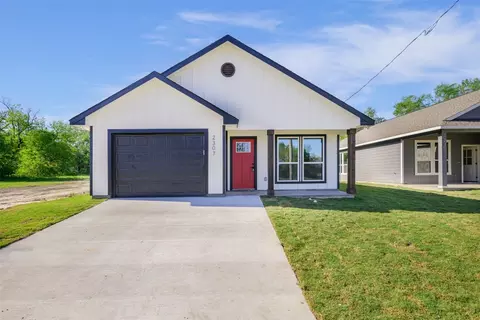 2307 Mill St, Greenville, TX 75401