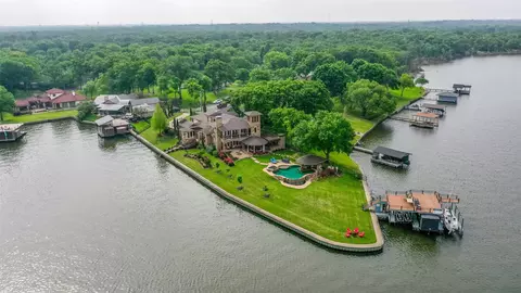 30 Jupiter Rd, Star Harbor, TX 75148