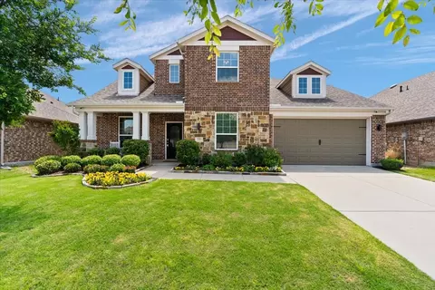 1908 Drover Creek Rd, Aubrey, TX 76227