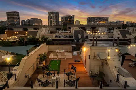 2411 N Hall St #22, Dallas, TX 75204