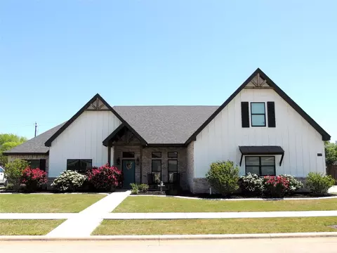 6717 Cedar Elm Dr, Abilene, TX 79606