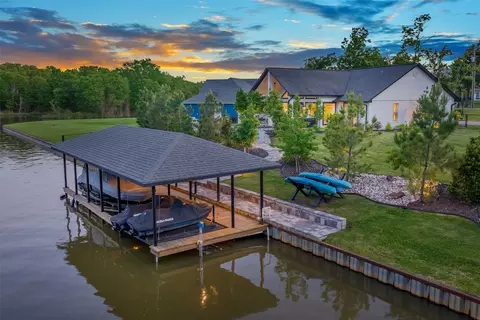 4890 Wolf Creek Cir, Log Cabin, TX 75148