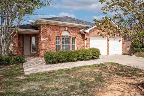 1595 Redwood Dr, Corinth, TX 76210