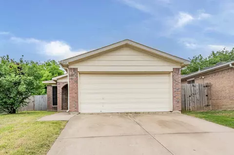 2501 Kelton St, Fort Worth, TX 76133