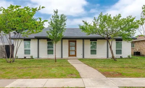 5013 Stanley Dr, The Colony, TX 75056