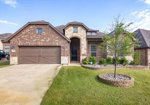 15132 Gladstone Dr, Aledo, TX 76008