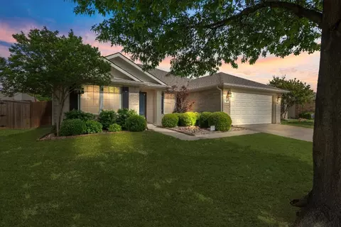 418 Ashland Dr, Wylie, TX 75098