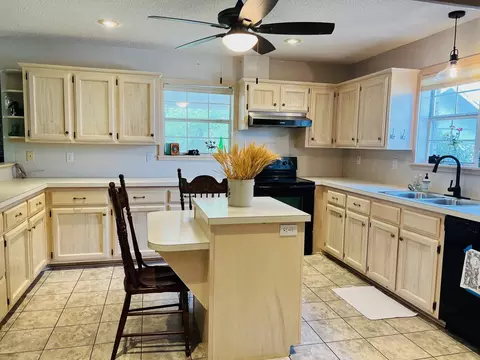 Kitchen - 903 W Barnes Ave, Comanche, TX 76442 photo 2 of 3