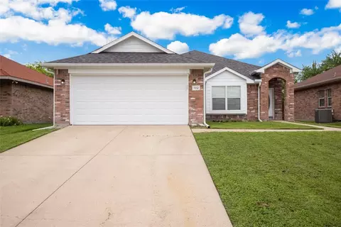 132 Lipan St, Greenville, TX 75402