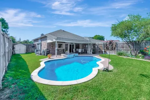 210 Southern Belle Dr, Coppell, TX 75019