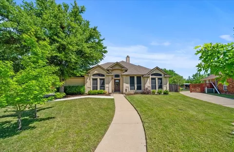 2529 Hillview Ct, Denton, TX 76209