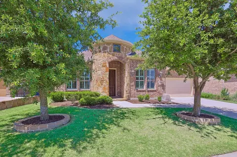 5900 Eagle Mountain Dr, Argyle, TX 76226