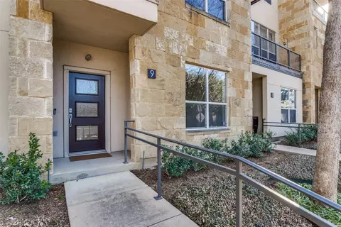 3800 Holland Ave #9, Dallas, TX 75219
