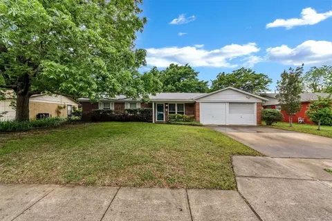 5117 Cloyce Ct, North Richland Hills, TX 76180