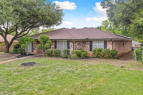 2912 Natalie Dr, Plano, TX 75074 photo 2