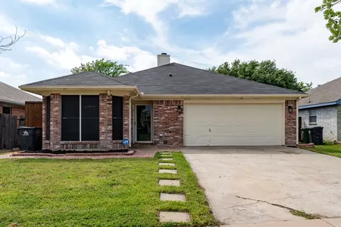 6102 Seese Dr, Arlington, TX 76018
