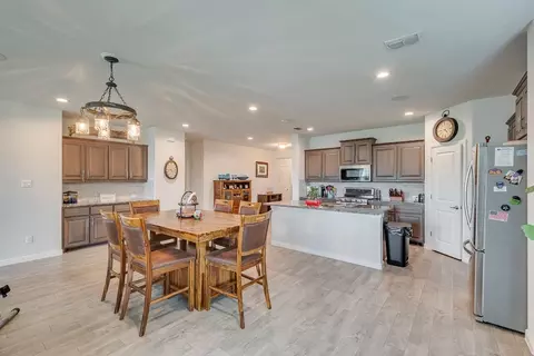 1205 Pacifica Trl, Cleburne, TX 76033 photo 7