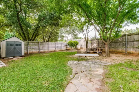 Exterior - 4154 Cedar Dr, Grapevine, TX 76051 photo 9 of 10