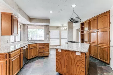 Kitchen - 4154 Cedar Dr, Grapevine, TX 76051 photo 1 of 4