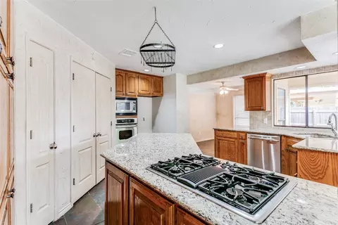 Kitchen - 4154 Cedar Dr, Grapevine, TX 76051 photo 2 of 4