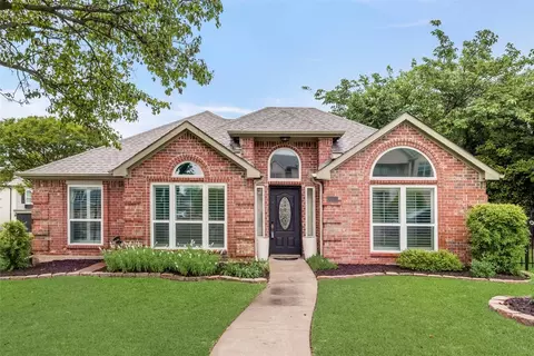 512 Mariner Dr, Rockwall, TX 75032