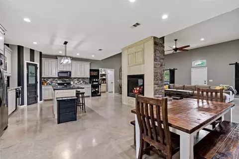 2449 County Road 2221, Detroit, TX 75436 photo 6
