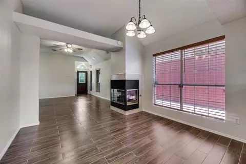 3111 Sara Dr, Rowlett, TX 75088 photo 4