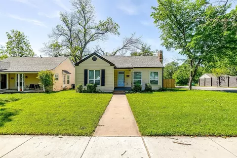 4137 Curzon Ave, Fort Worth, TX 76107