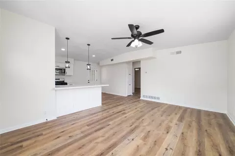 Living - 904 E Fitzgerald St, Bangs, TX 76823 photo 1 of 1