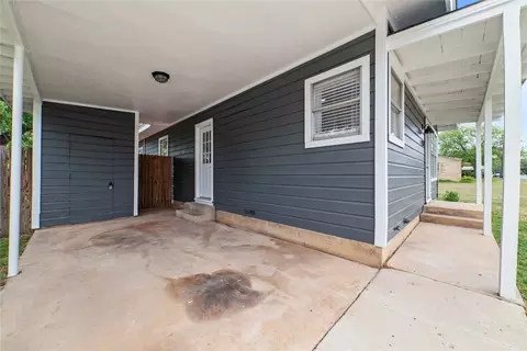Exterior - 904 E Fitzgerald St, Bangs, TX 76823 photo 17 of 17