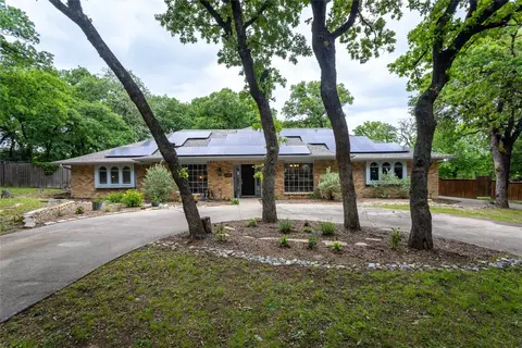 5609 Trail Lake Dr, Arlington, TX 76016
