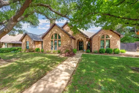 7313 Old Mill Run, Fort Worth, TX 76133