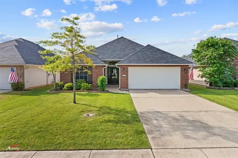 3727 Sabine Pass Dr, Bossier City, LA 71111