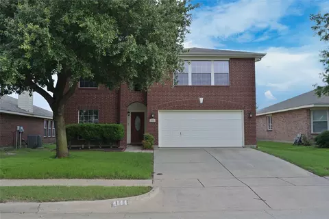 4144 Gladney Ln, Fort Worth, TX 76244