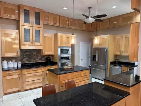 4105 Goodnight Cir, Haltom City, TX 76137