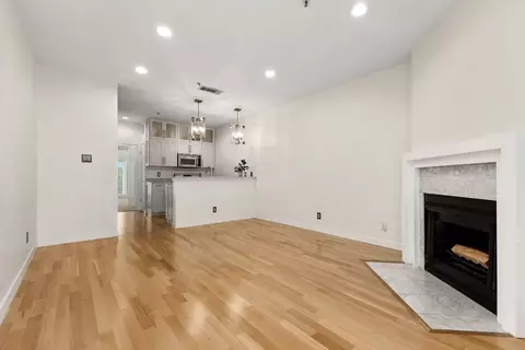 4111 Cole Ave #32, Dallas, TX 75204