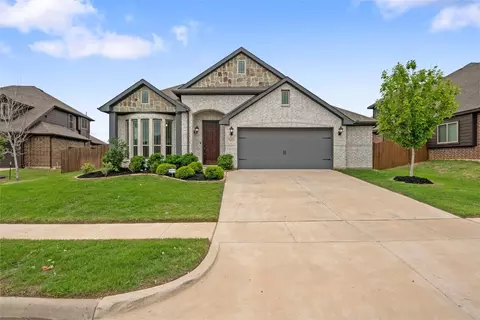 2001 Maplewood Dr, Glenn Heights, TX 75154