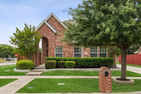 9381 Edinburgh Ln, Frisco, TX 75035