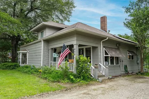402 E Alamo St, Terrell, TX 75160