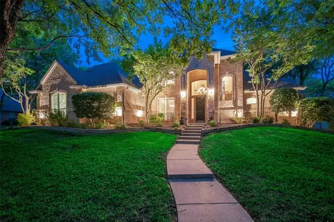709 Greenbriar Dr, Keller, TX 76248