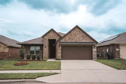 9121 Poynter St, Fort Worth, TX 76123