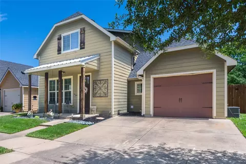2704 Carson Dr, Denton, TX 76209