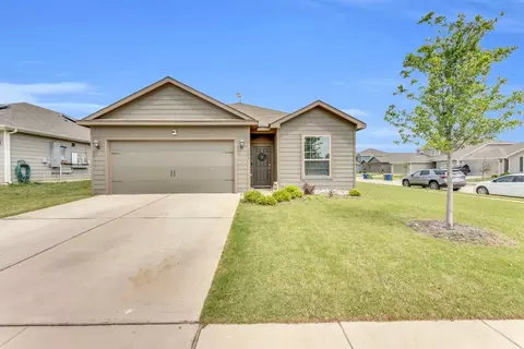 101 Clark St, Venus, TX 76084
