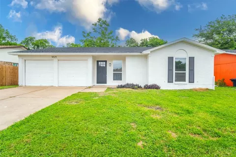 5571 Richardson St, Fort Worth, TX 76119