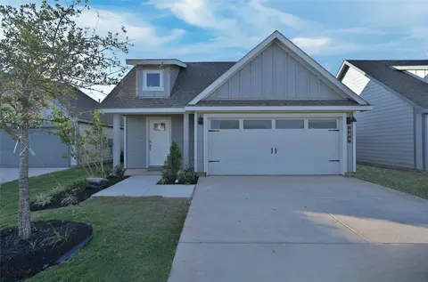 664 Capstone Cir, Granbury, TX 76048