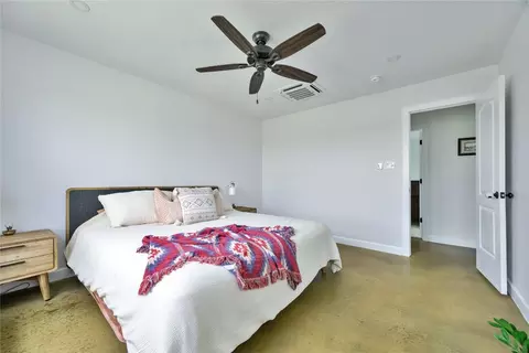 Bedroom - 5828 County Road 1093, Celeste, TX 75423 photo 4 of 10