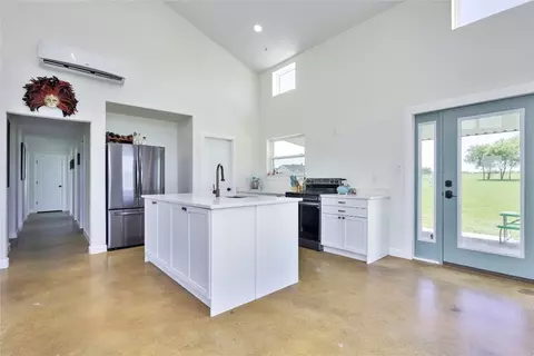Kitchen - 5828 County Road 1093, Celeste, TX 75423 photo 1 of 5
