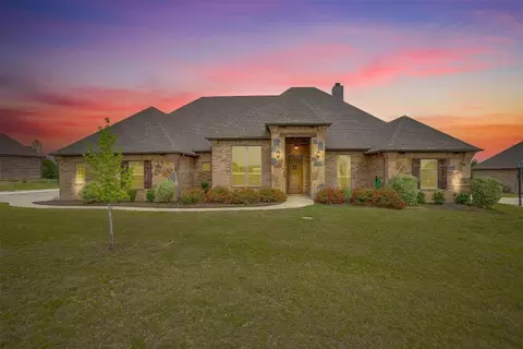 186 El Dorado Trl, Millsap, TX 76066